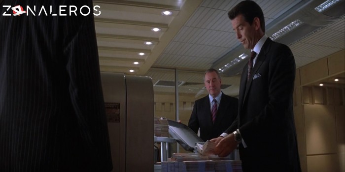 bajar 007: El mundo no basta